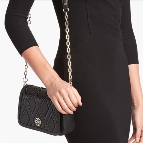 SOLD Tory Burch Robinson Chain Wallet - Picture 2 of 7